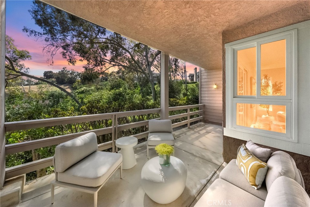 55 Highland, Unit 31 Irvine, CA 92603 - Photo 3 of 54