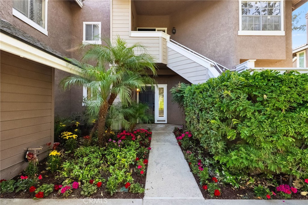 55 Highland, Unit 31 Irvine, CA 92603 - Photo 4 of 54