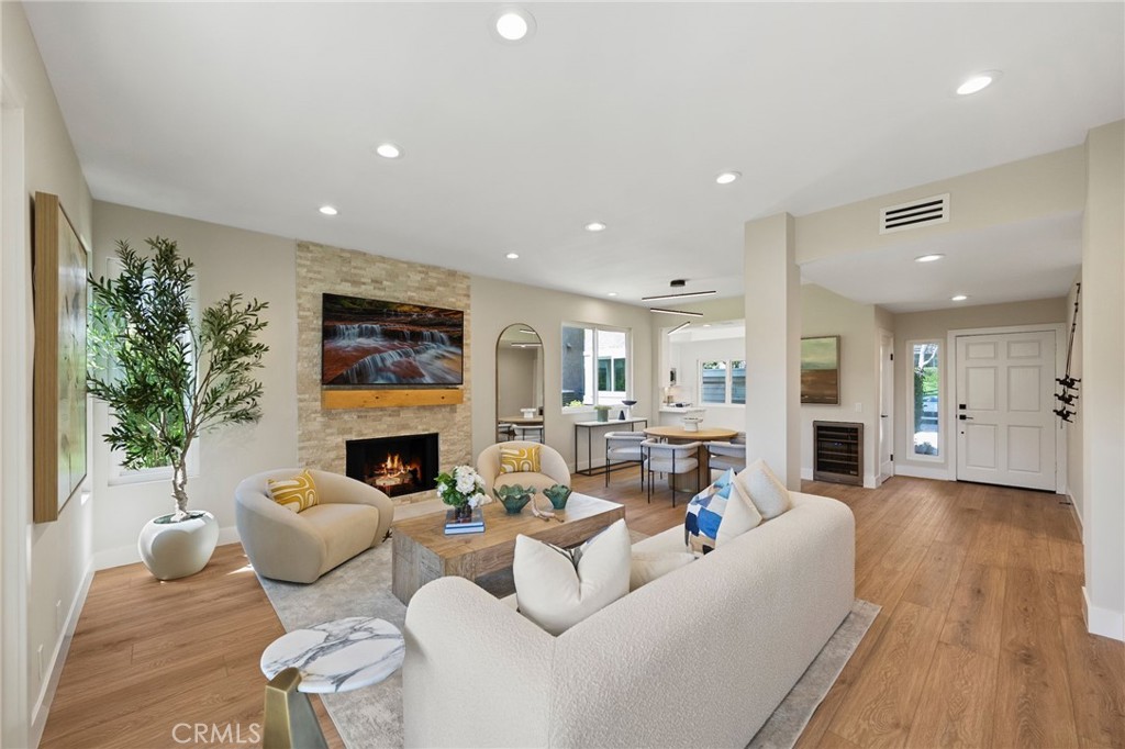 55 Highland, Unit 31 Irvine, CA 92603 - Photo 10 of 54