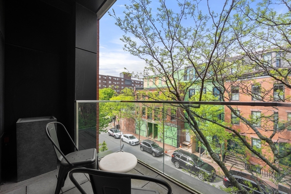 7 East Springfield Street, Unit 3B Boston, MA 02118 - Photo 12 of 36