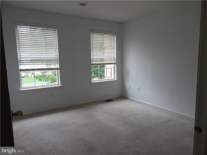 33 Old Farm Road Sicklerville, NJ 08081 - Photo 14 of 20 Bedroom