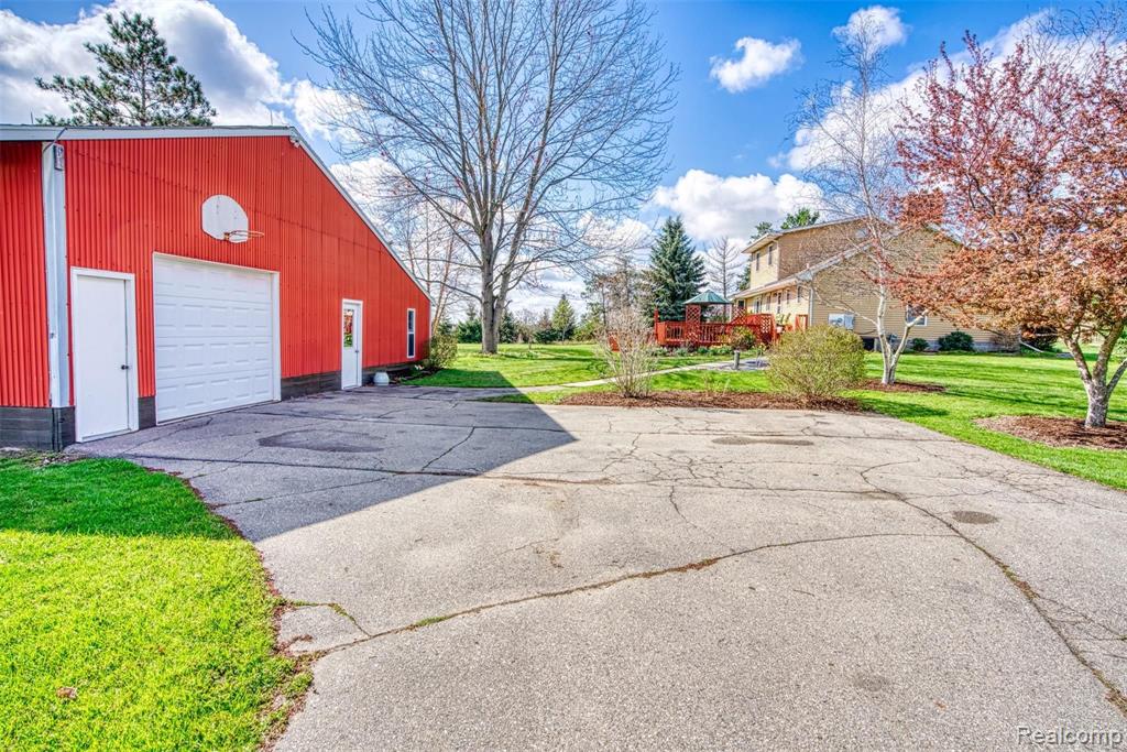 1552 Fowlerville Road Fowlerville, MI 48836 - Photo 44 of 60
