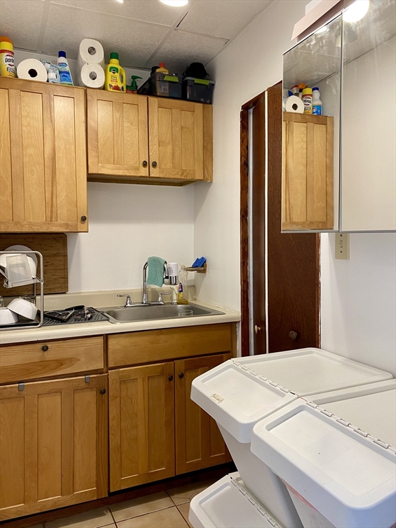18 Cottage Street, Unit 3 Boston, MA 02128 - Photo 5 of 12