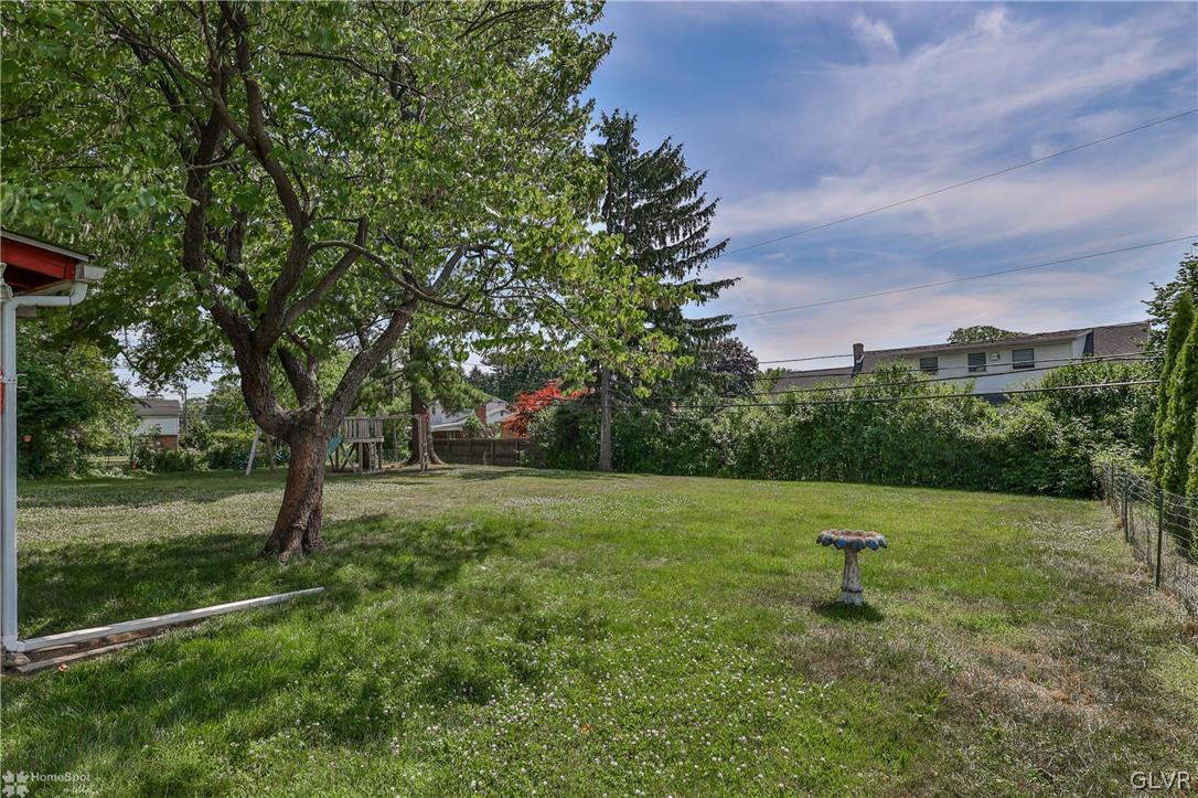 2953 Avon Road Bethlehem, PA 18017 - Photo 32 of 35 Gallery Image 32