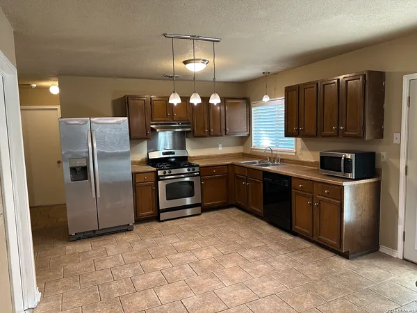 $1,695 | 9227 Spring Dawn Street, San Antonio, TX 78217