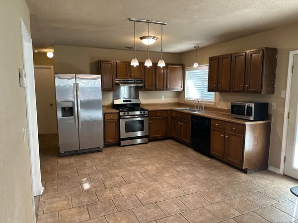 $1,695 | 9227 Spring Dawn Street, San Antonio, TX 78217