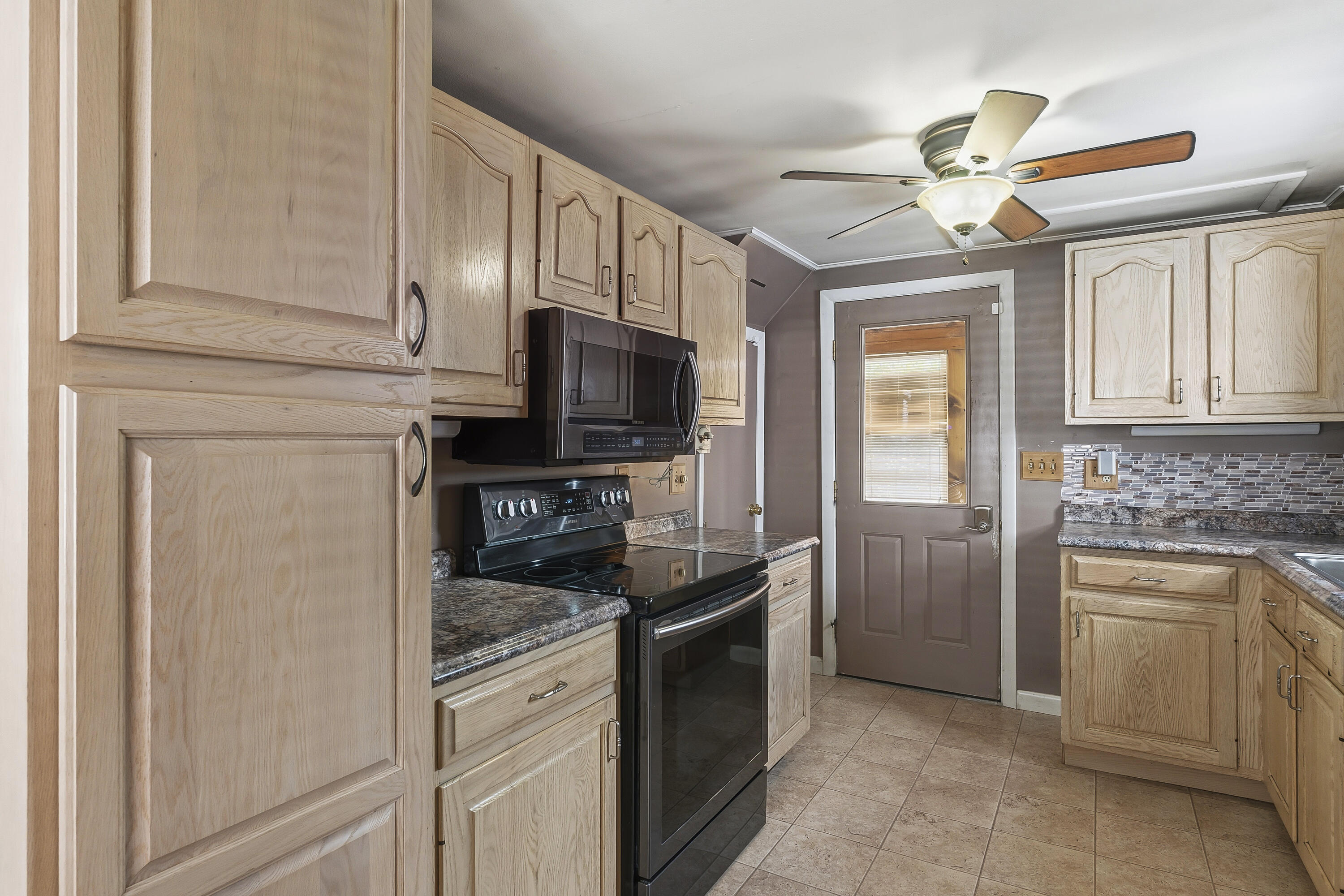 215 Water Street Waterville, ME 04901 - Photo 19 of 63 215 Water St_111