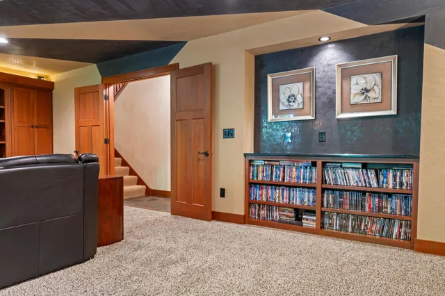 $1,490,000 | 1211 Lonsdale Boulevard East, Northfield, MN 55057