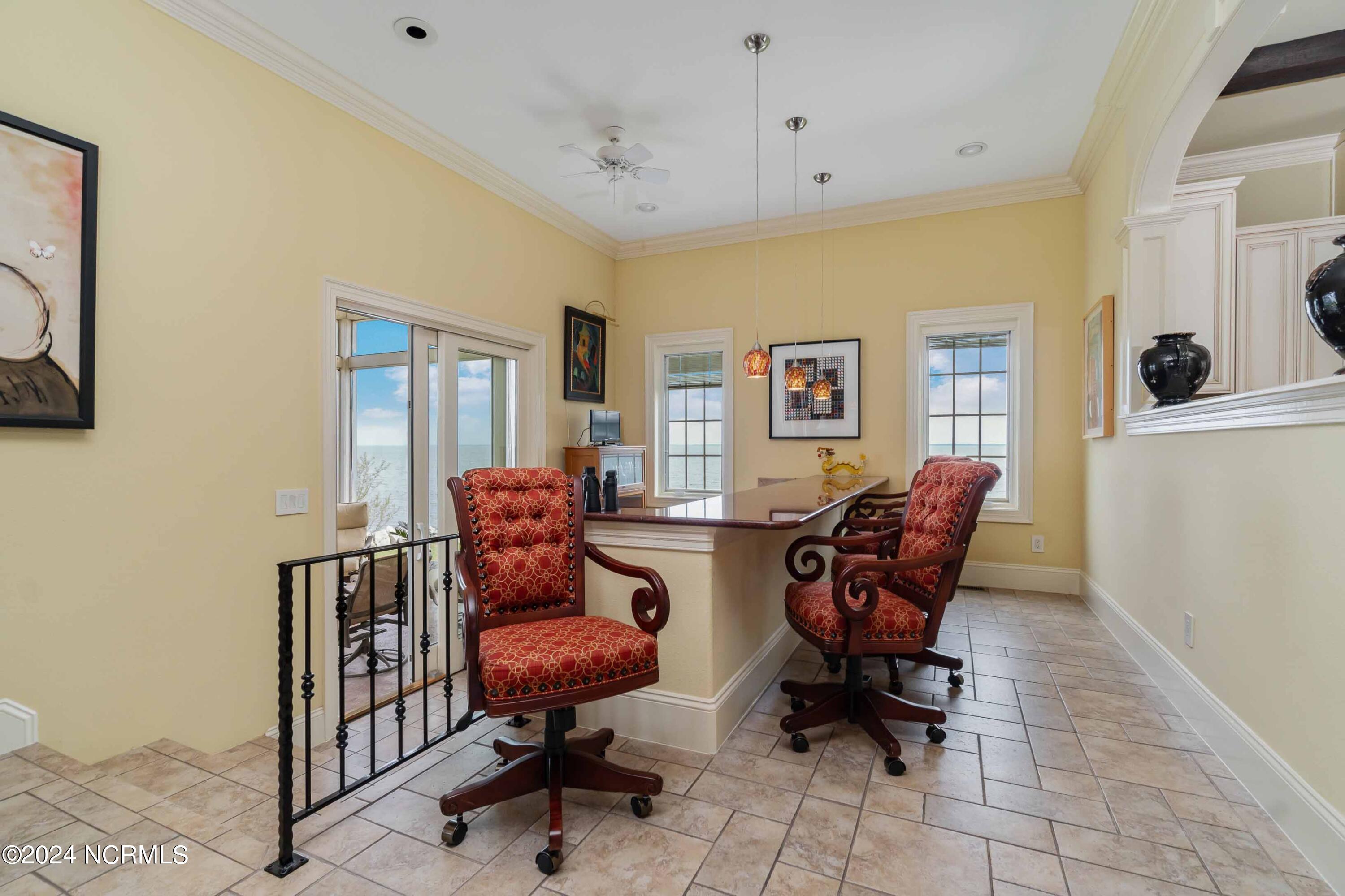 6054 Dolphin Road Oriental, NC 28571 - Photo 27 of 76 Bar Area