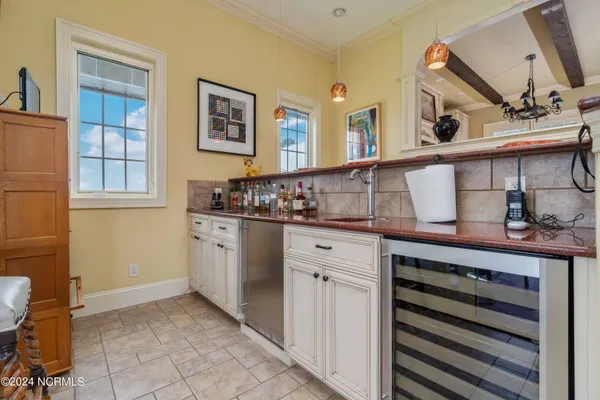 $2,139,000 | 6054 Dolphin Road, Oriental, NC 28571