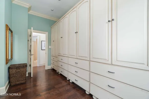 $2,139,000 | 6054 Dolphin Road, Oriental, NC 28571