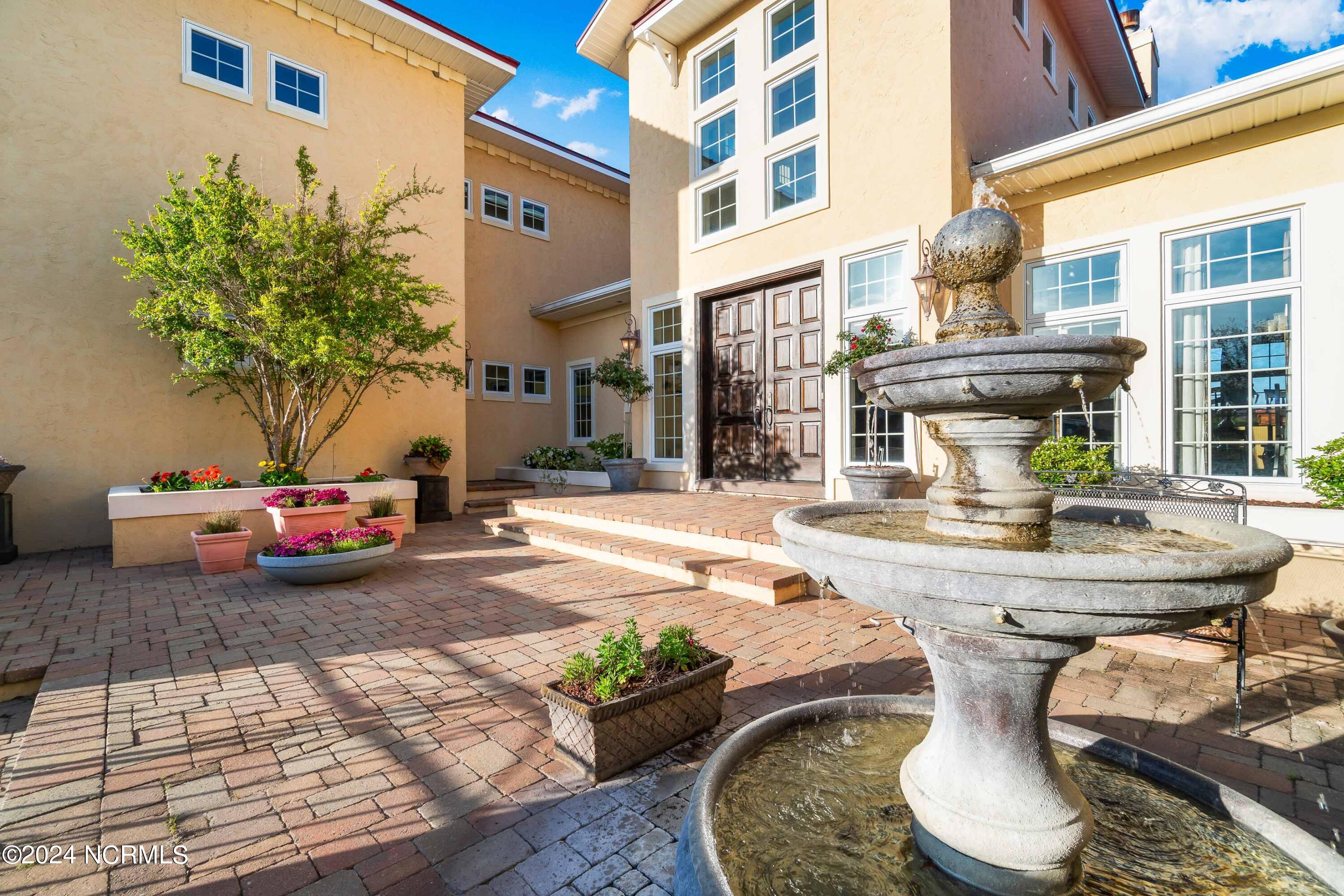 6054 Dolphin Road Oriental, NC 28571 - Photo 9 of 76 Serene Fountain