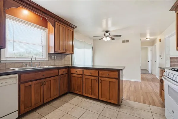 $183,000 | 9412 East 70th Terrace, Raytown, MO 64133