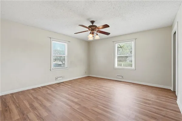 $183,000 | 9412 East 70th Terrace, Raytown, MO 64133