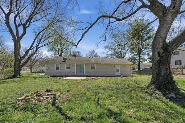 $183,000 | 9412 East 70th Terrace, Raytown, MO 64133