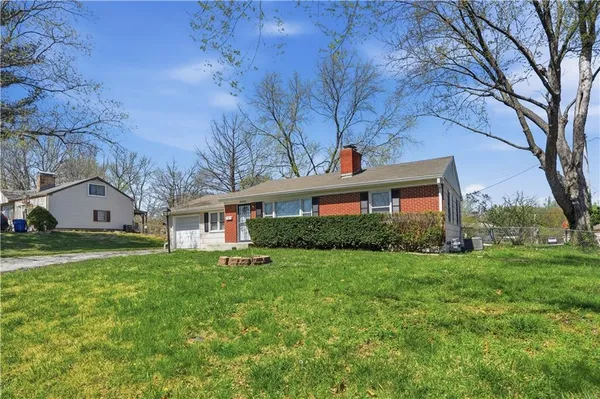 $183,000 | 9412 East 70th Terrace, Raytown, MO 64133