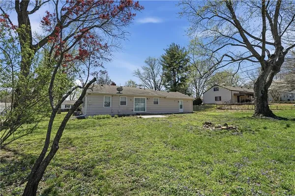 $183,000 | 9412 East 70th Terrace, Raytown, MO 64133