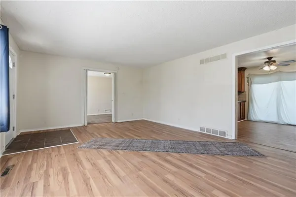 $183,000 | 9412 East 70th Terrace, Raytown, MO 64133