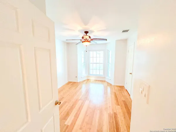 $1,450 | 13130 Blanco Road, Unit 904, San Antonio, TX 78216