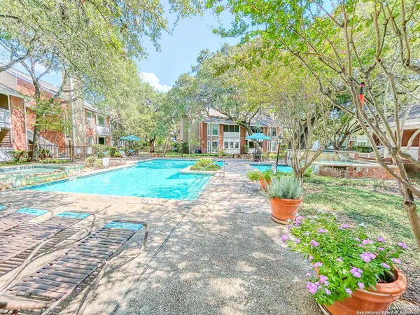 $1,450 | 13130 Blanco Road, Unit 904, San Antonio, TX 78216