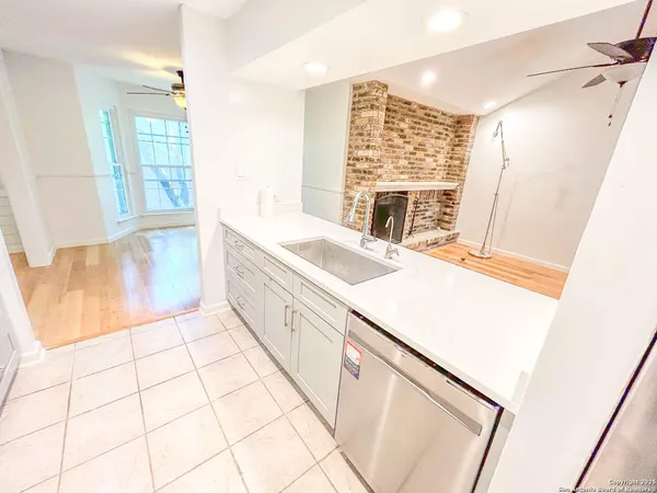 $1,450 | 13130 Blanco Road, Unit 904, San Antonio, TX 78216