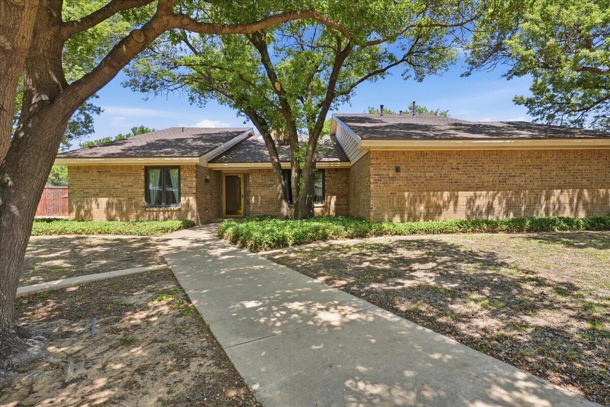 4902 77th Street Lubbock, TX 79424 - Photo 2 of 34 Front