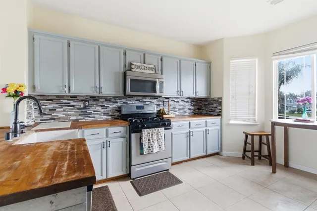 $699,000 | 1637 Century Oaks Drive, Brentwood, CA 94513