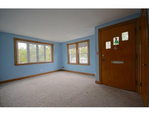 20 Hollis Road Lynn, MA 01904 - Photo 6 of 24 Gallery Image 6