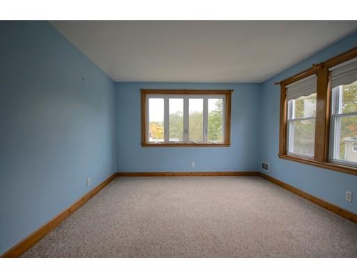 20 Hollis Road Lynn, MA 01904 - Photo 7 of 24 Gallery Image 7