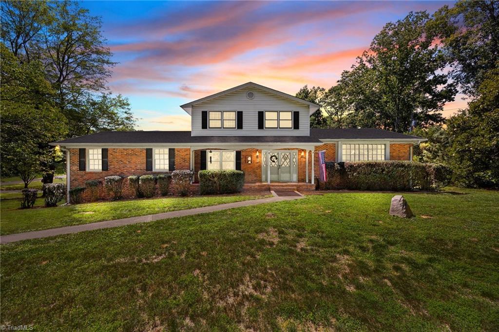 3601 Edgefield Road Greensboro, NC 27409 - Photo 5 of 45 Lovely entry with rock floor