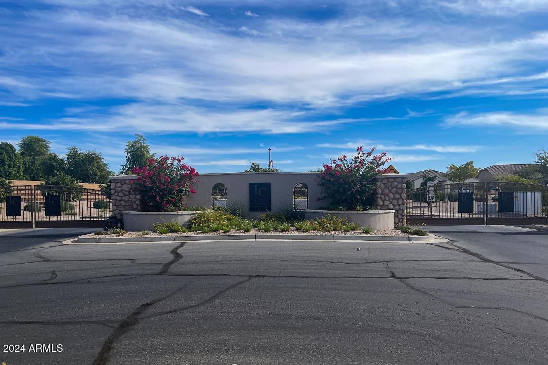 3054 East Rochelle Street Mesa, AZ 85213 - Photo 38 of 41 Lehi Crossing Gated Community
