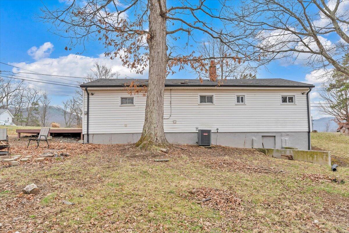 383 Ridge Road Troutville, VA 24175 - Photo 34 of 39 32-MIB02317