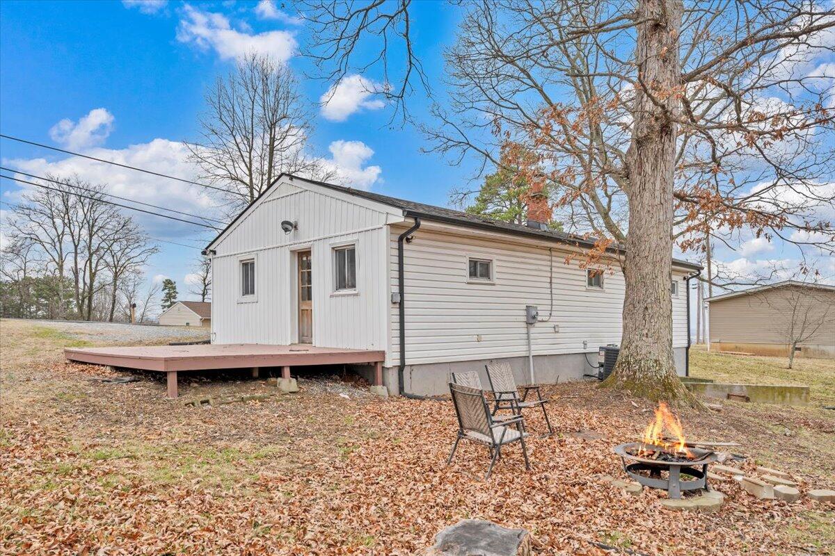 383 Ridge Road Troutville, VA 24175 - Photo 5 of 39 30-MIB02311