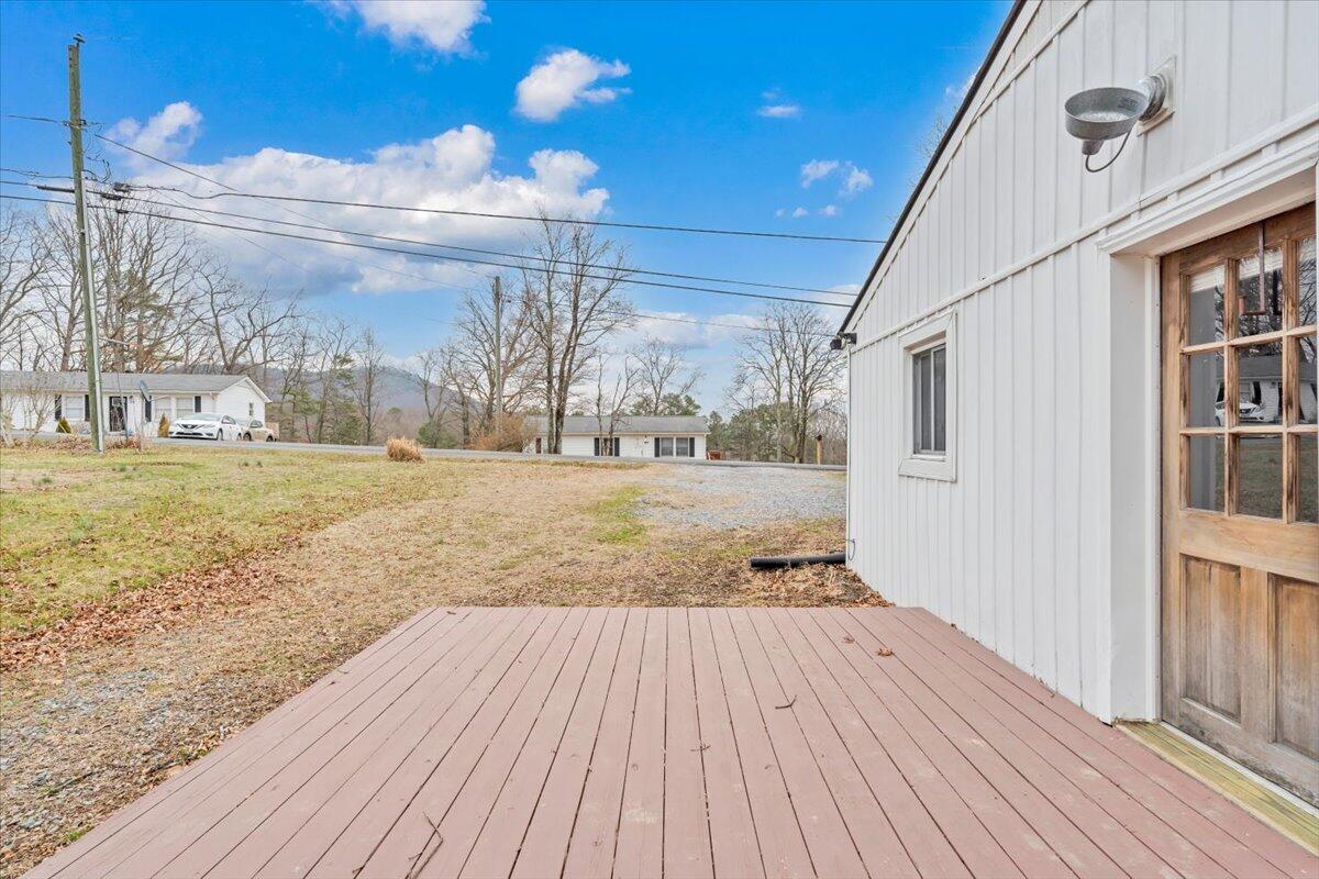 383 Ridge Road Troutville, VA 24175 - Photo 6 of 39 28-MIB02305