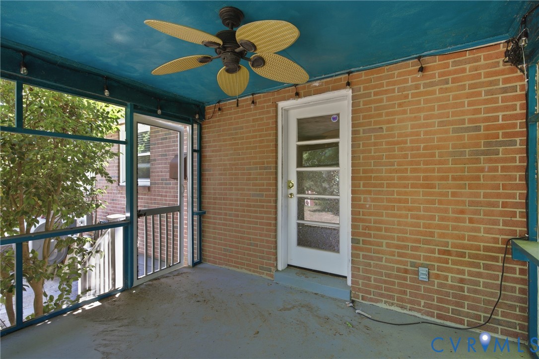 8210 Ireton Road Henrico, VA 23228 - Photo 24 of 36 a view of entryway