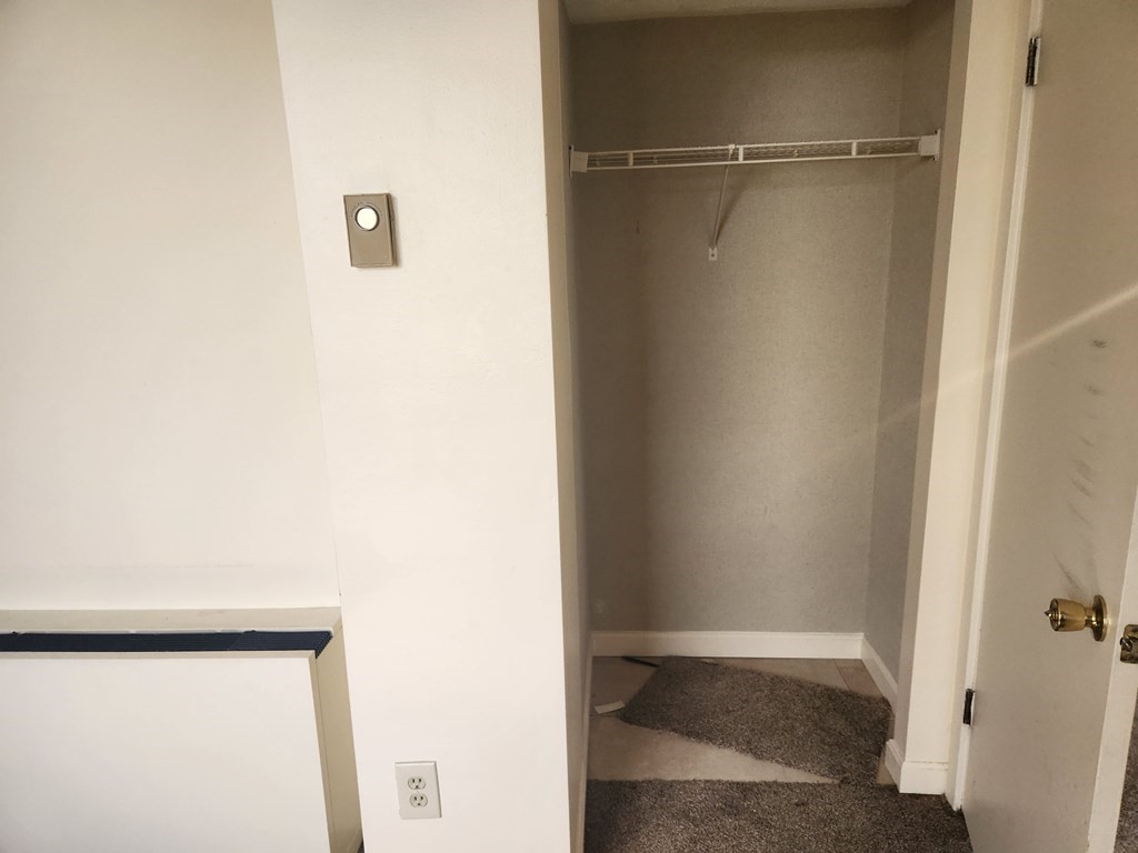 70 Southbridge Street, Unit 302 Worcester, MA 01608 - Photo 16 of 22 a view of bathroom