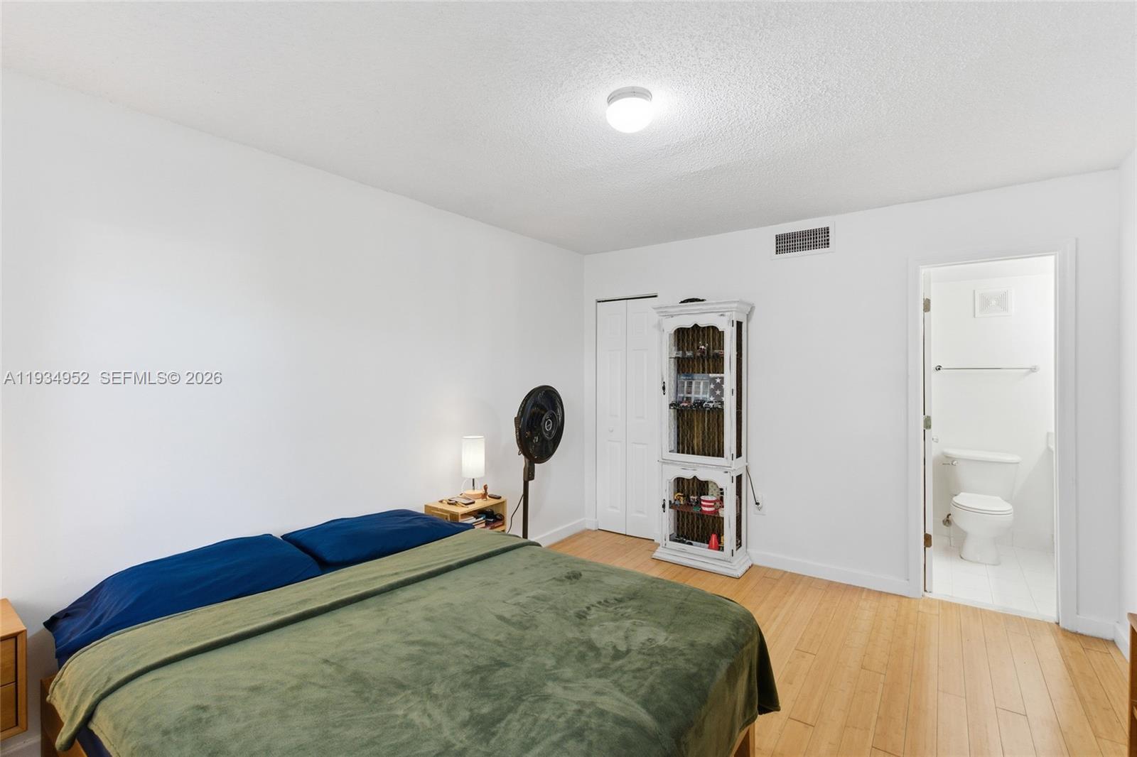 950 Northwest 11th Street, Unit 3B Miami, FL 33136 - Photo 6 of 11