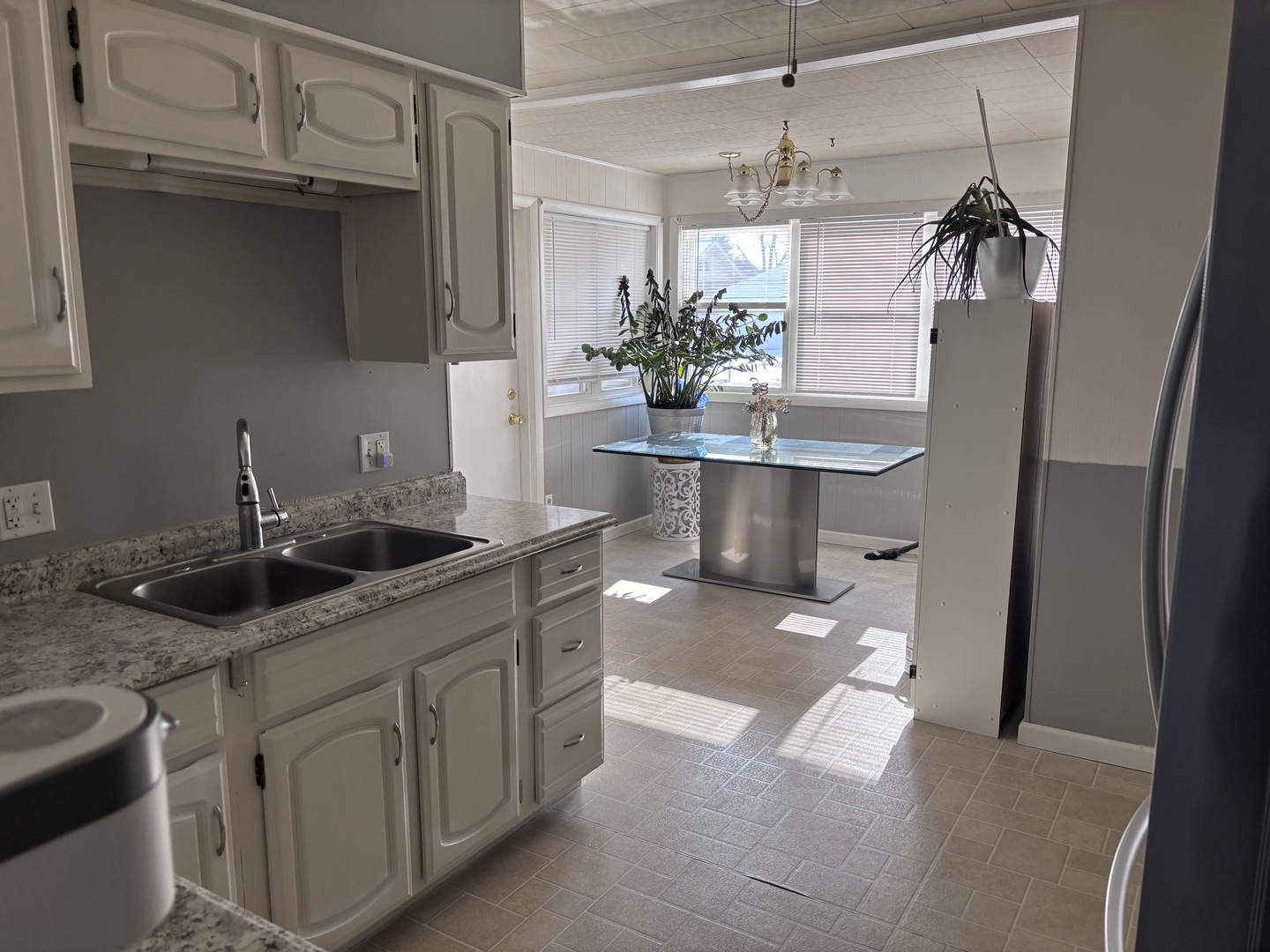 918 14th Avenue Fulton, IL 61252 - Photo 5 of 25
