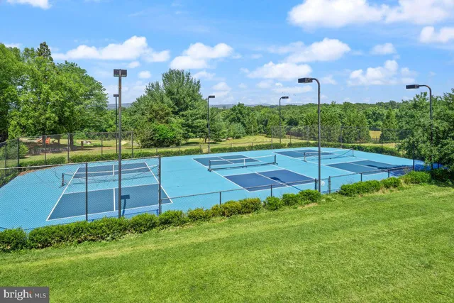 $2,000,000 | 15192 Harrison Hill Lane, Leesburg, VA 20176