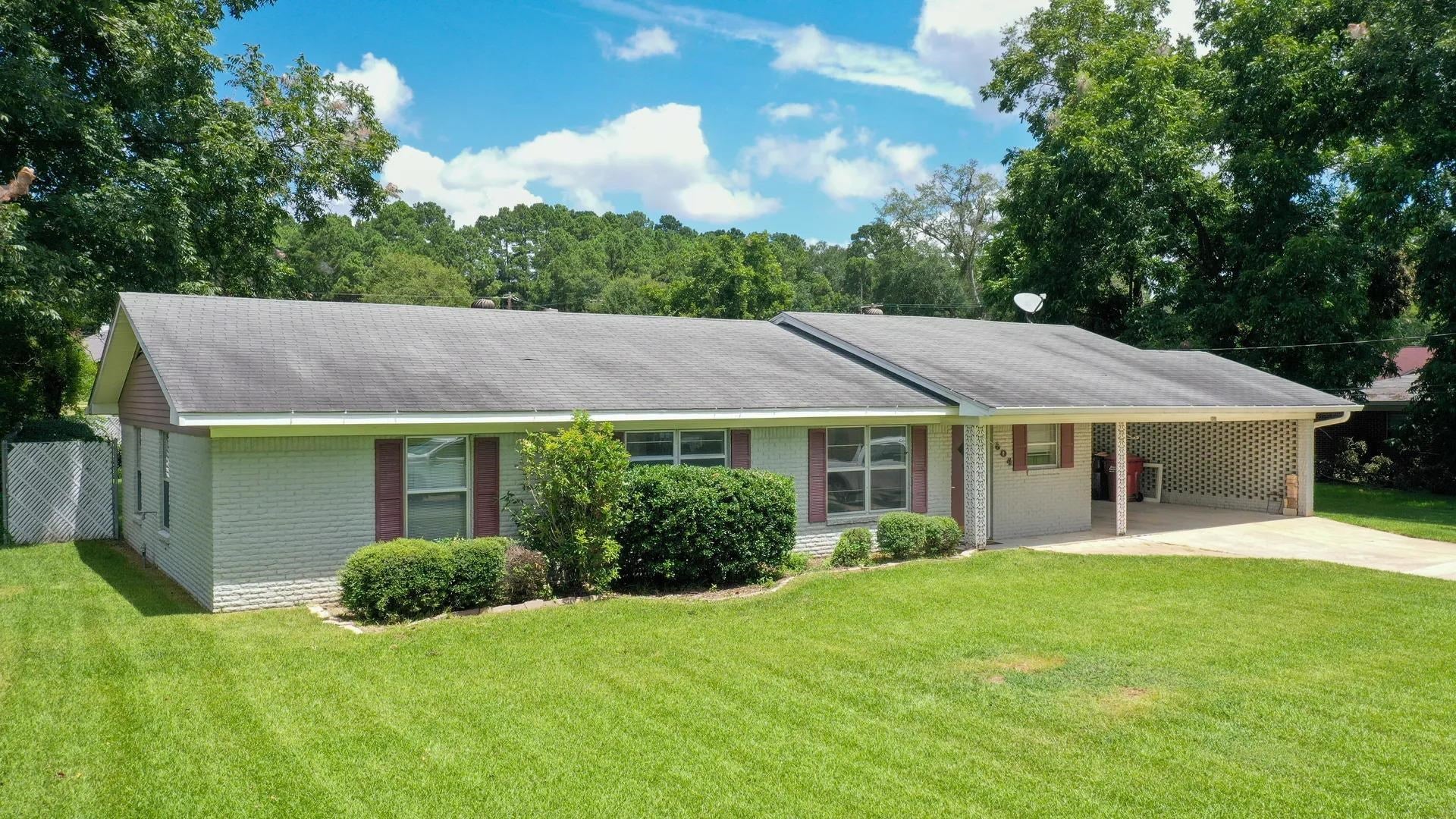 804 Morse Road Atlanta, TX 75551 - Photo 1 of 44 Gallery Image 1