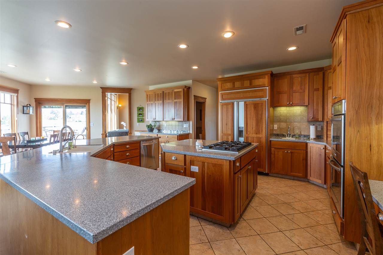 4910 East Willow Springs Road Spokane, WA 99223 - Photo 8 of 20
