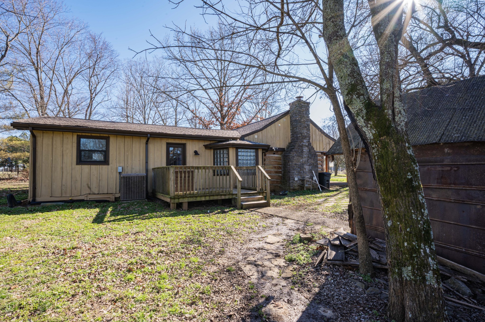 9202 Link Road Christiana, TN 37037 - Photo 28 of 37 a view of a house with a yard