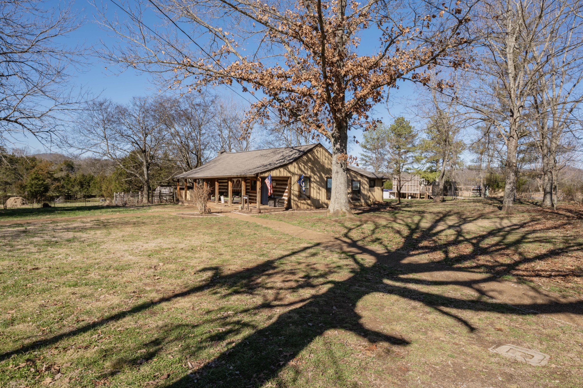 9202 Link Road Christiana, TN 37037 - Photo 3 of 37 a view of a house with a yard
