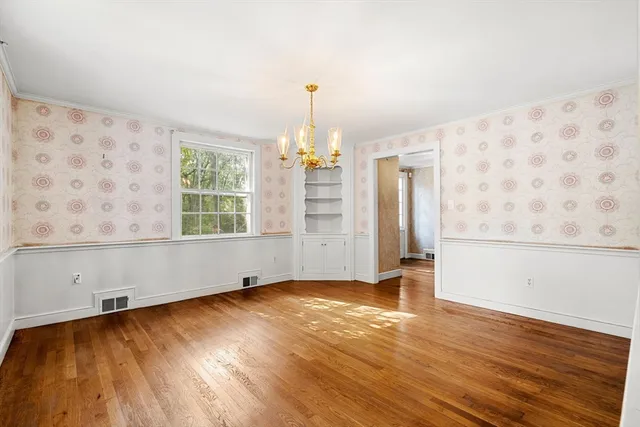 $1,195,000 | 25 Yorkshire Road, Dover, MA 02030