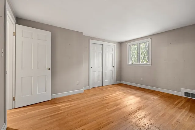 $1,195,000 | 25 Yorkshire Road, Dover, MA 02030