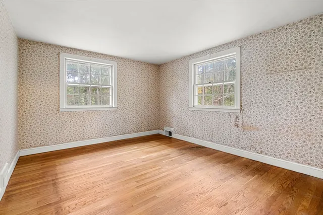 $1,195,000 | 25 Yorkshire Road, Dover, MA 02030