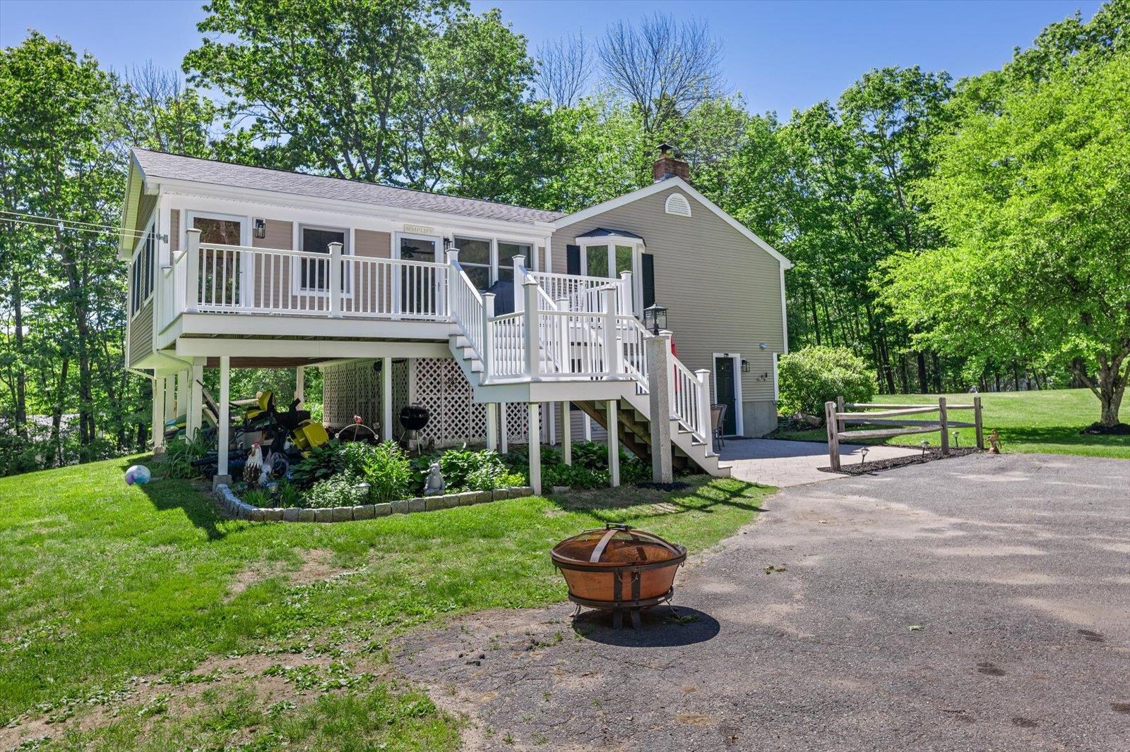 407 Middle Winchendon Road Rindge, NH 03461 - Photo 2 of 47