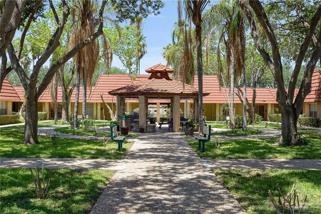 $1,975 | 200 East Yuma Avenue, Unit 21, McAllen, TX 78503