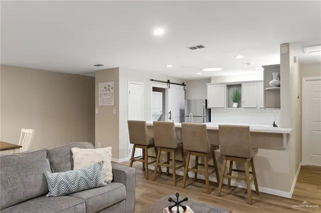 $1,975 | 200 East Yuma Avenue, Unit 21, McAllen, TX 78503