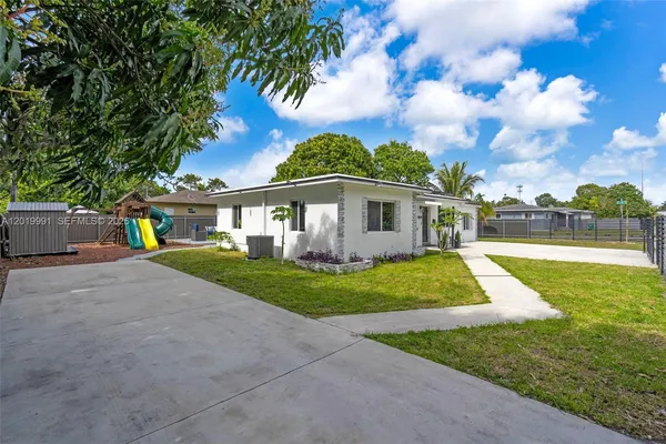$640,000 | Undisclosed Address, Miami, FL 33168